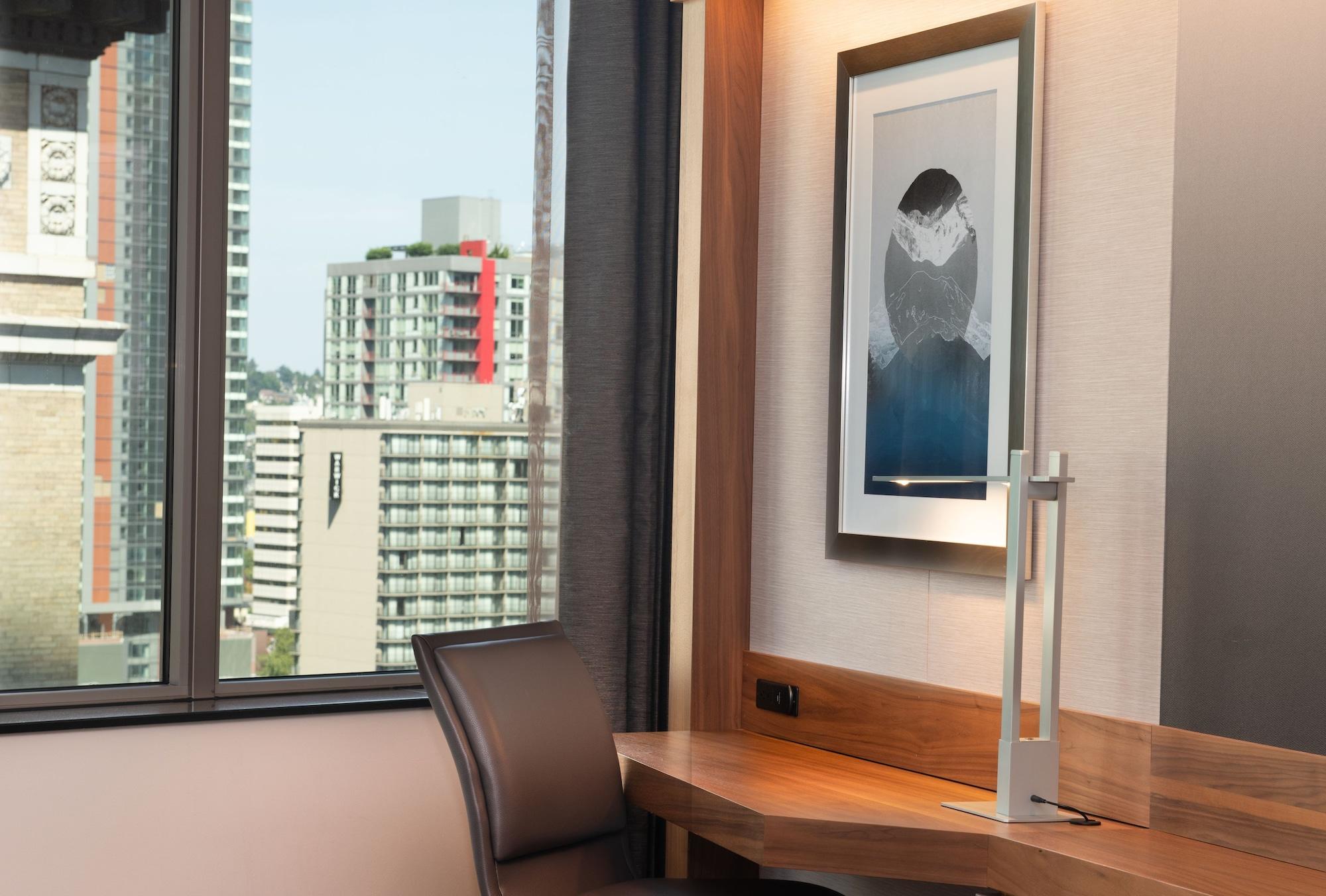 The Charter Hotel Seattle, Curio Collection By Hilton Экстерьер фото