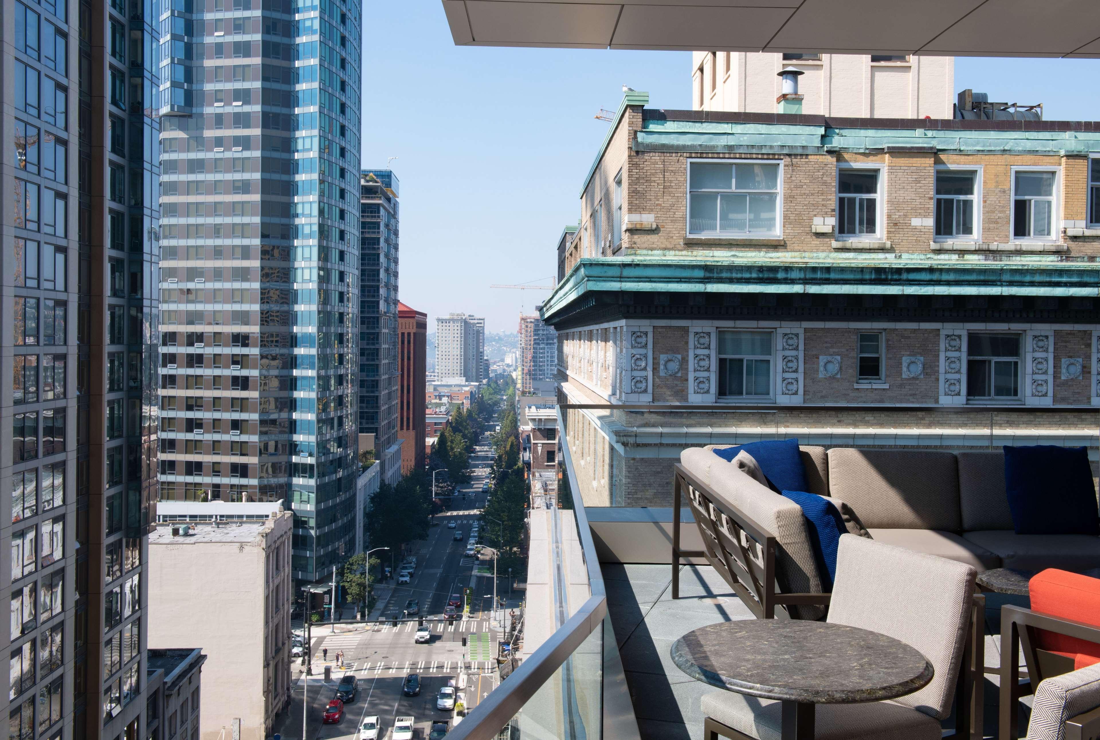 The Charter Hotel Seattle, Curio Collection By Hilton Экстерьер фото