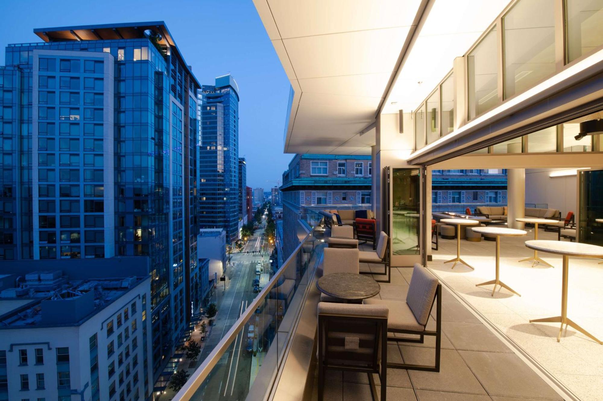 The Charter Hotel Seattle, Curio Collection By Hilton Экстерьер фото
